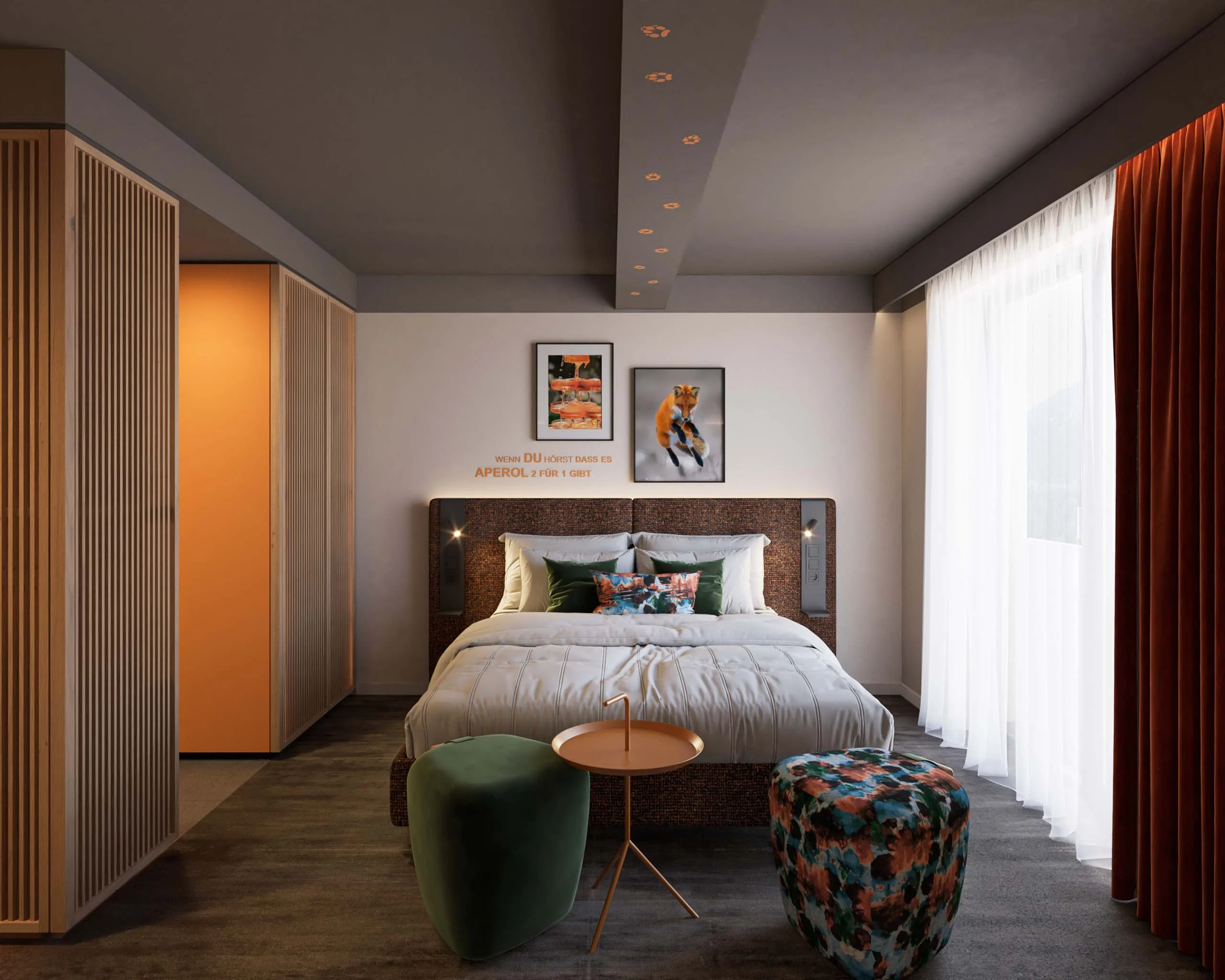 Ein Hotel in Großarl für Aktive | für Genießer | für dich Modernes Schlafzimmer mit Doppelbett, Sitzgelegenheiten und großen Fenstern mit Vorhängen